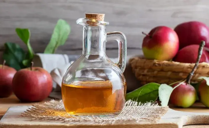 Czy ocet jabłkowy obniża cholesterol? Sprawdź skuteczność i badania