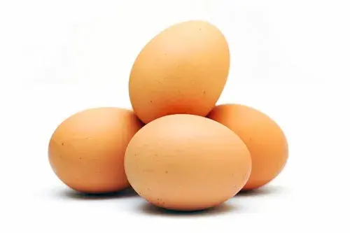 Czy jajka zawierają cholesterol? Prawda o ich wpływie na zdrowie
