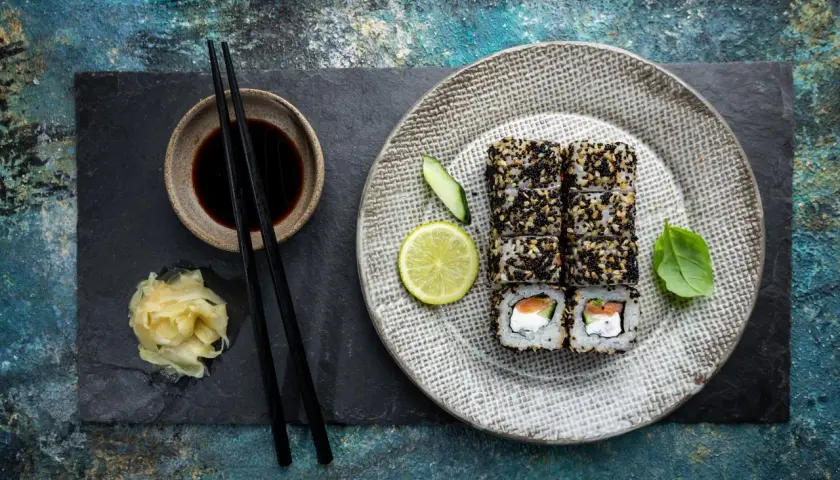 Czy sushi jest fit? Wszystko o kaloryczności i zdrowych wyborach sushi