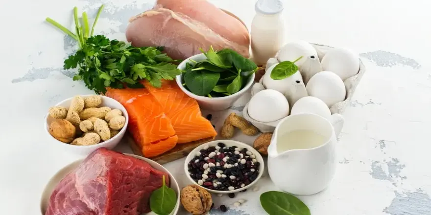 Produkty proteinowe dla kogo? Odkryj, kto zyska na białku